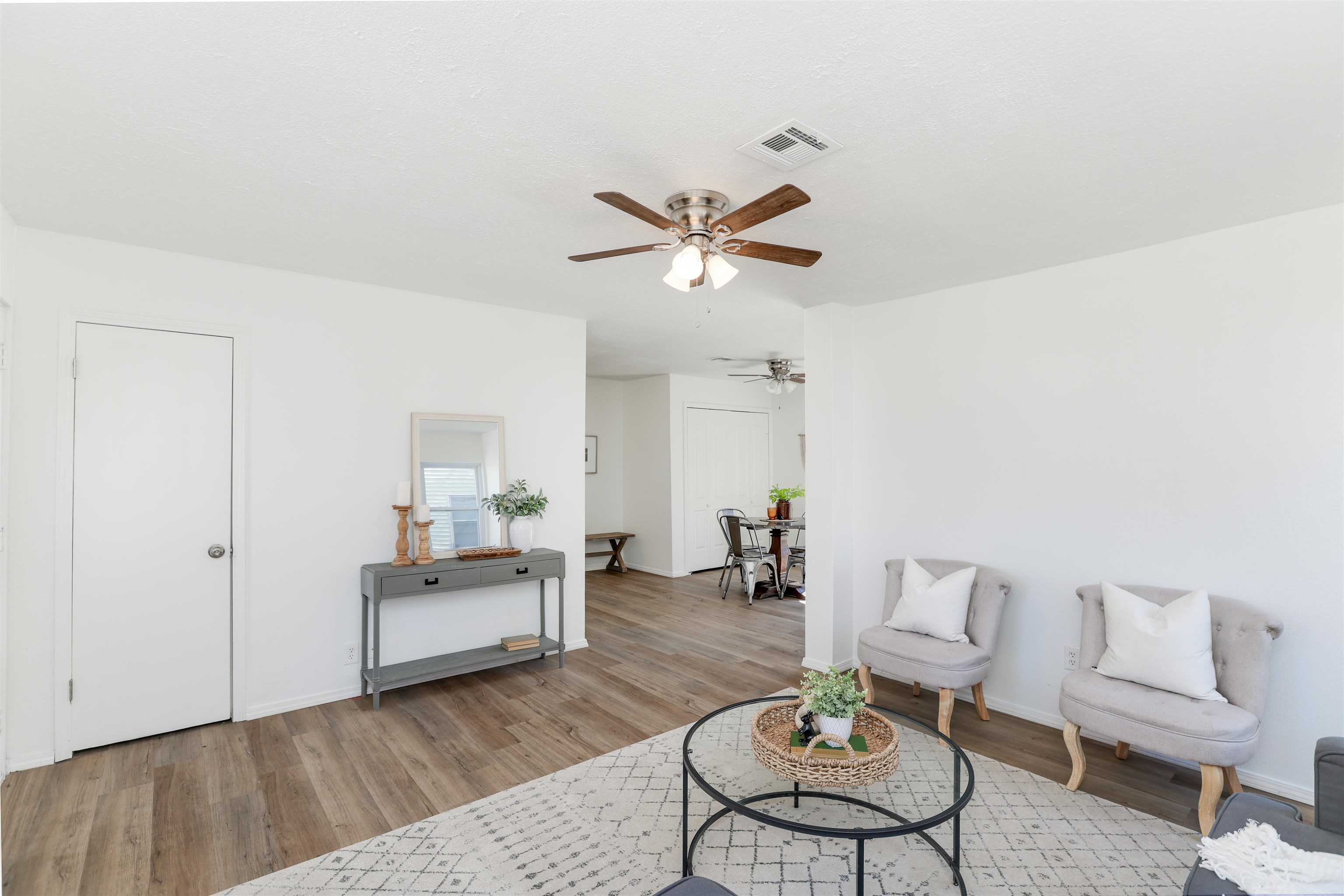 1309 E Charleston Dr, Park City, Kansas image 4