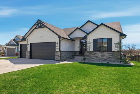 Homes For Sale - 3432 S Lori Ct<br/> Sedgwick County, Wichita, KS 67210