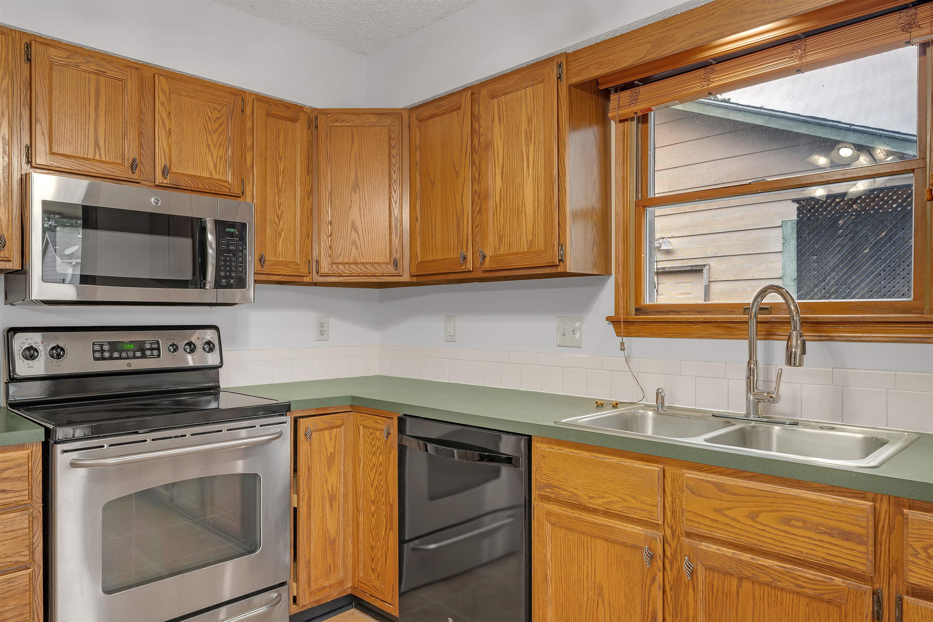 6106 W 38th Ct S Ct, Wichita, Kansas image 9