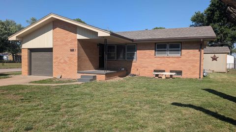 Homes For Sale - 626 N Friend St<br/> Belle Plaine, KS 67013
