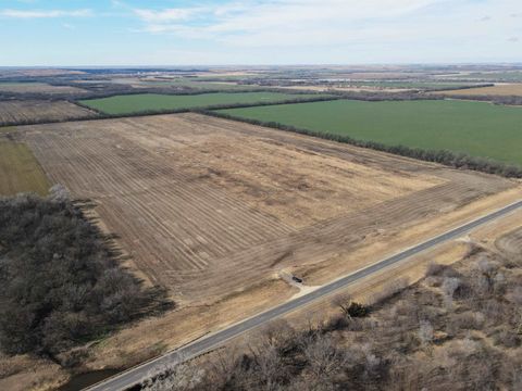 Vacant Land For Sale - 00000 W Parsons Rd<br/> Lindsborg, KS 67456
