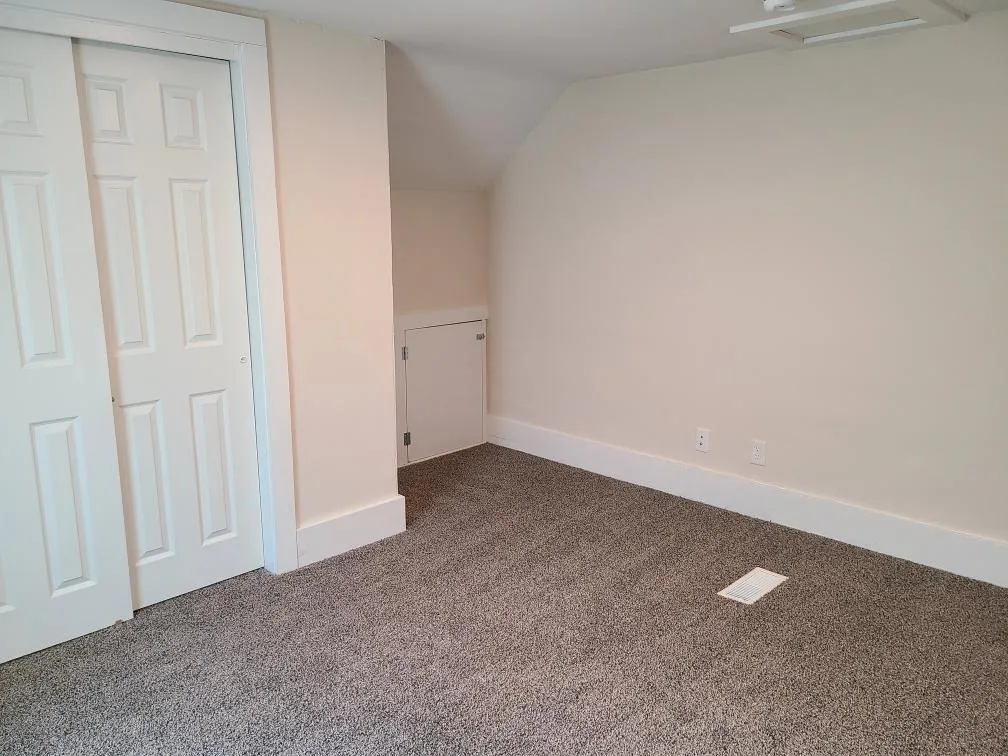 Winfield, Kansas 67156, United States, 3 Bedrooms Bedrooms, ,1 BathroomBathrooms,Residential,Active,189091