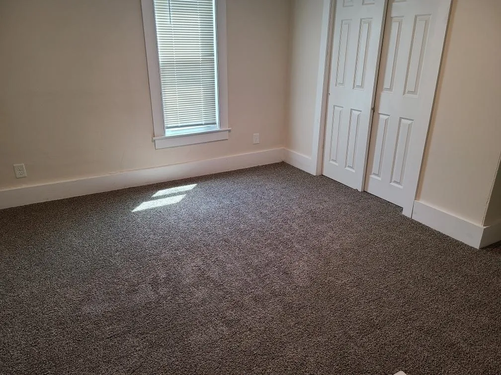 Winfield, Kansas 67156, United States, 3 Bedrooms Bedrooms, ,1 BathroomBathrooms,Residential,Active,189091