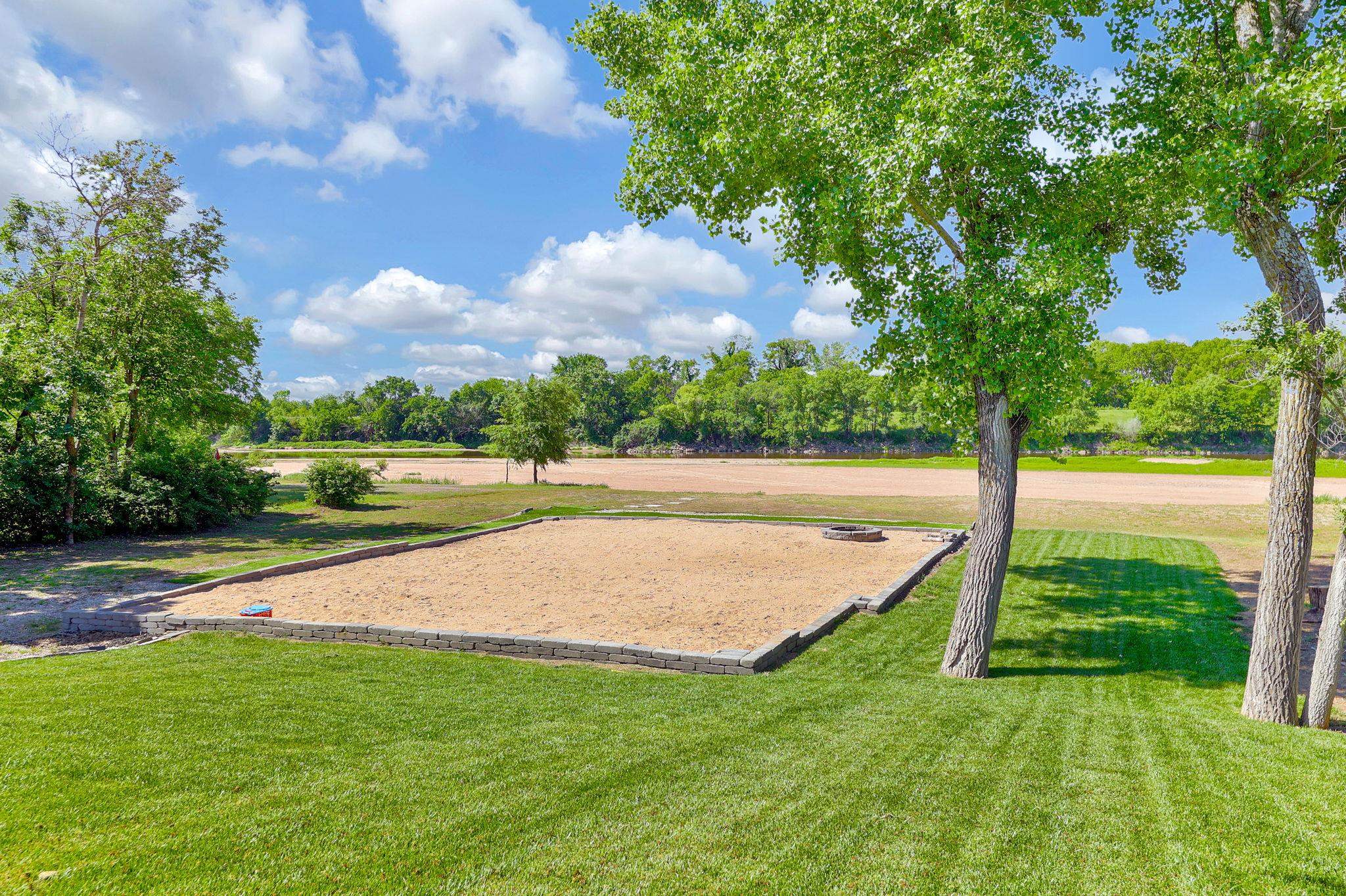 6417 S Cedardale Ave, Derby, Kansas image 32