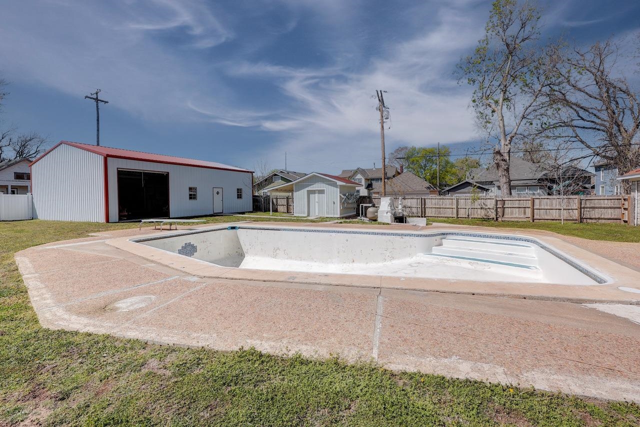411 N B St, Arkansas City, Kansas image 32