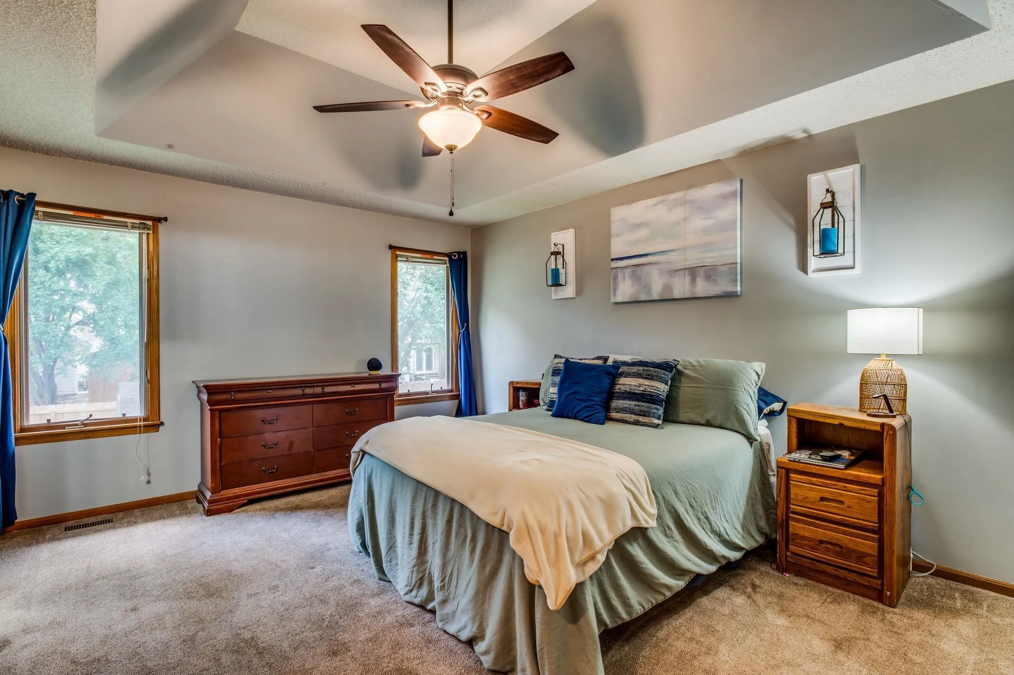 Wichita, Kansas 67212, United States, 5 Bedrooms Bedrooms, ,3 BathroomsBathrooms,Residential,Active,150500