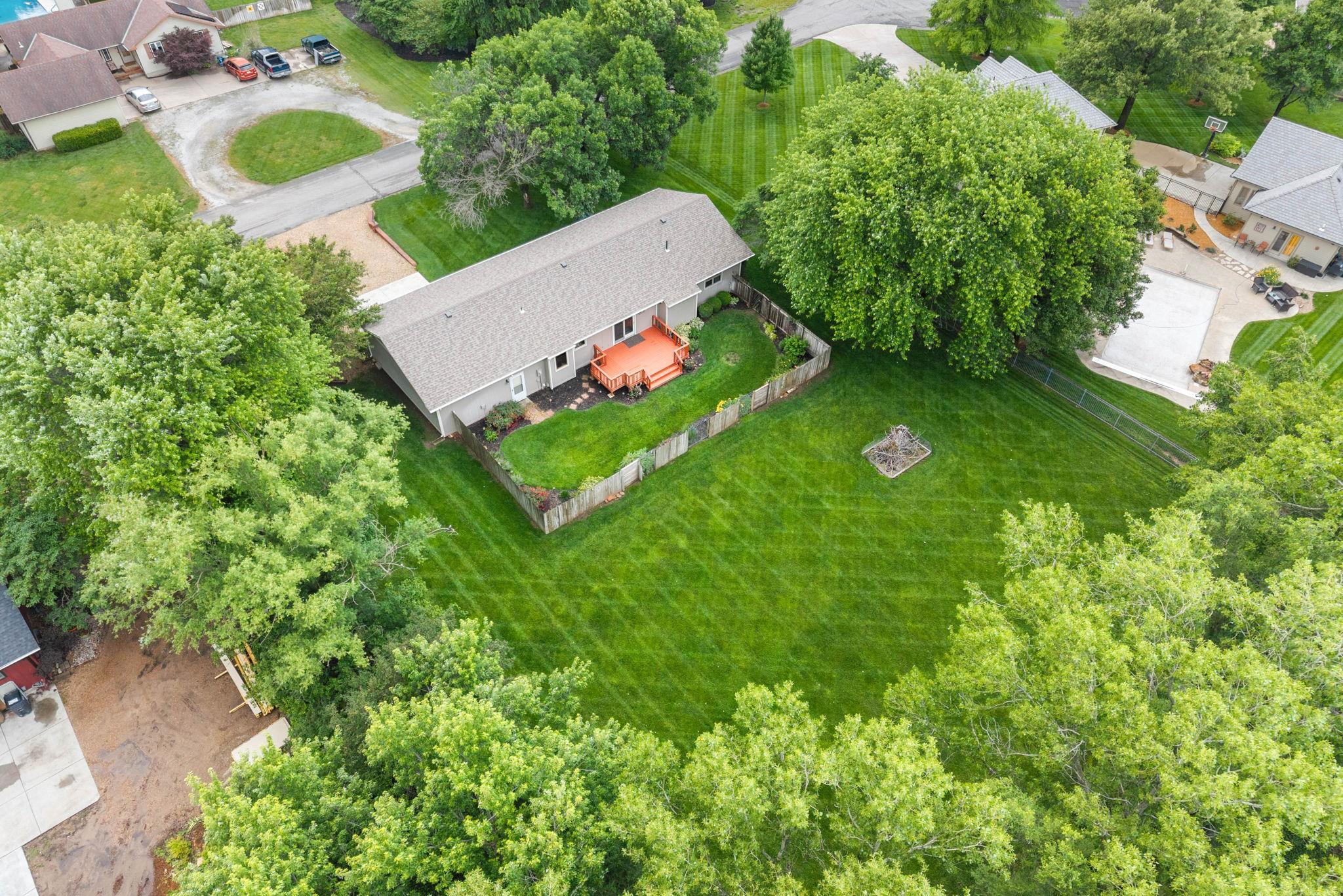 3222 Mourning Dove Ln, Newton, Kansas image 24