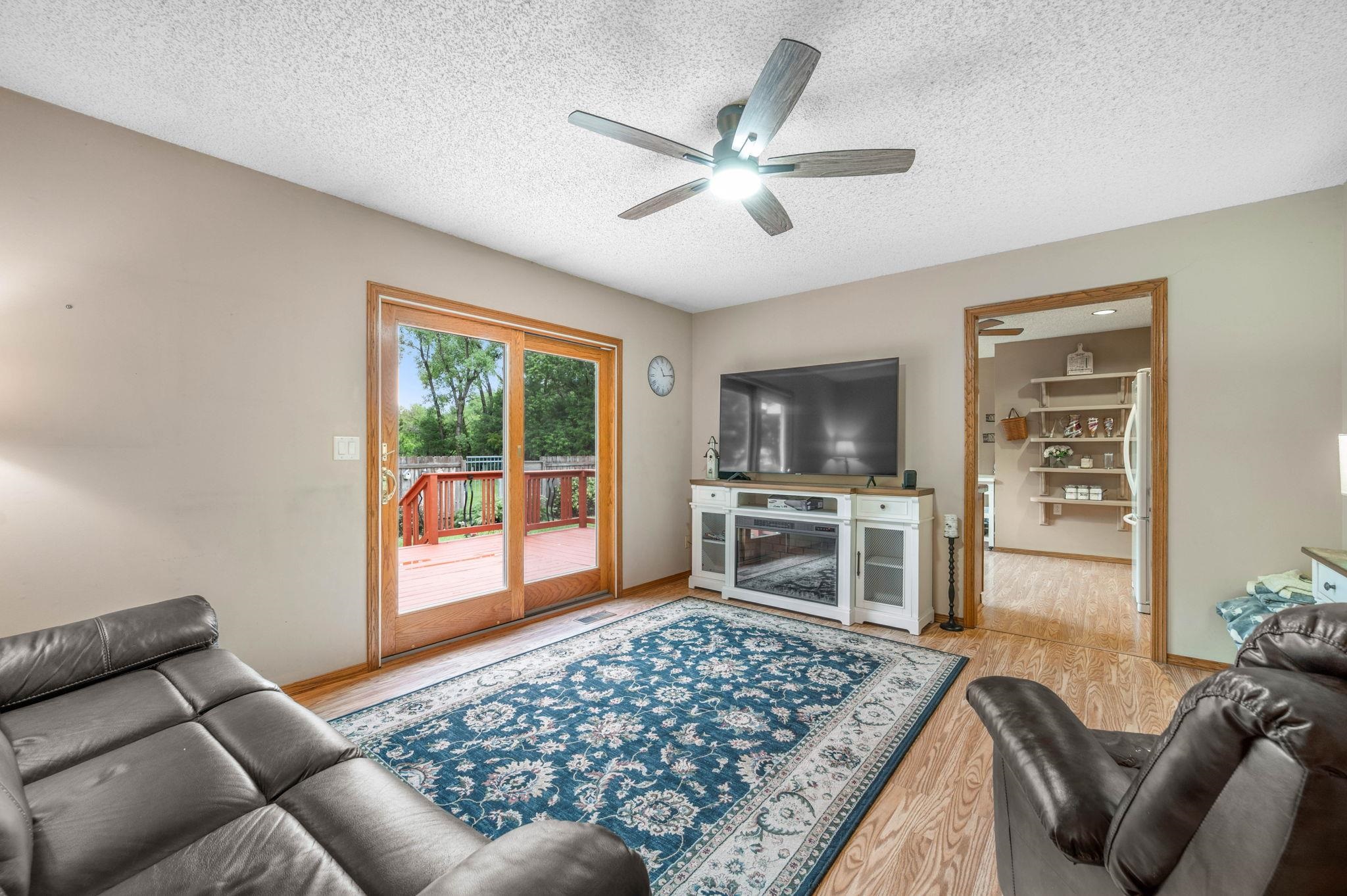 3222 Mourning Dove Ln, Newton, Kansas image 15