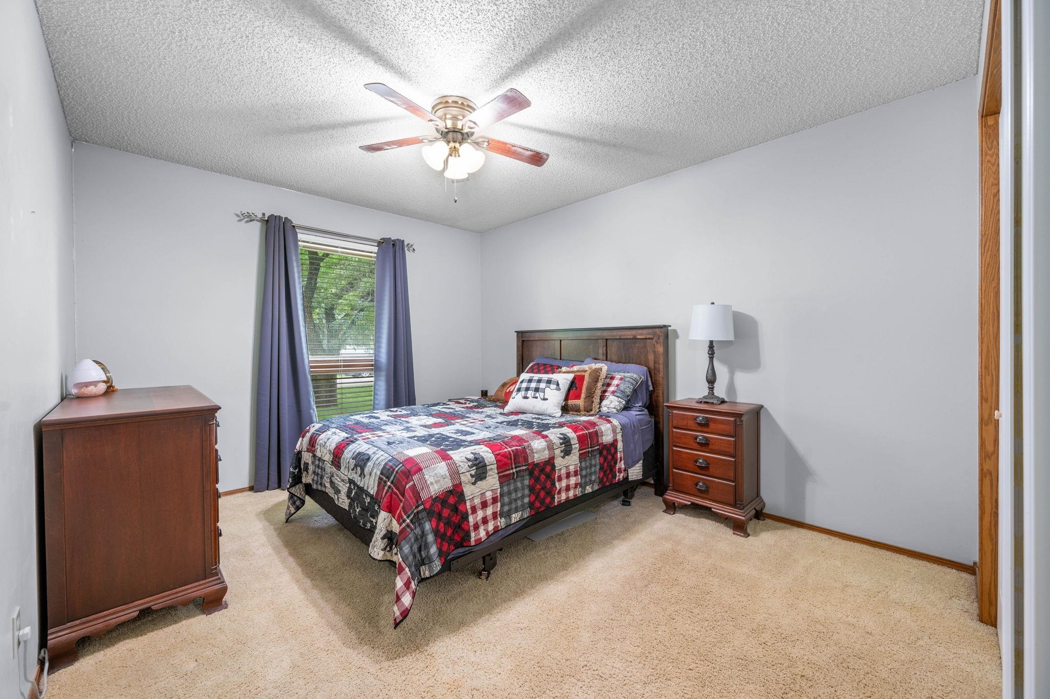3222 Mourning Dove Ln, Newton, Kansas image 20