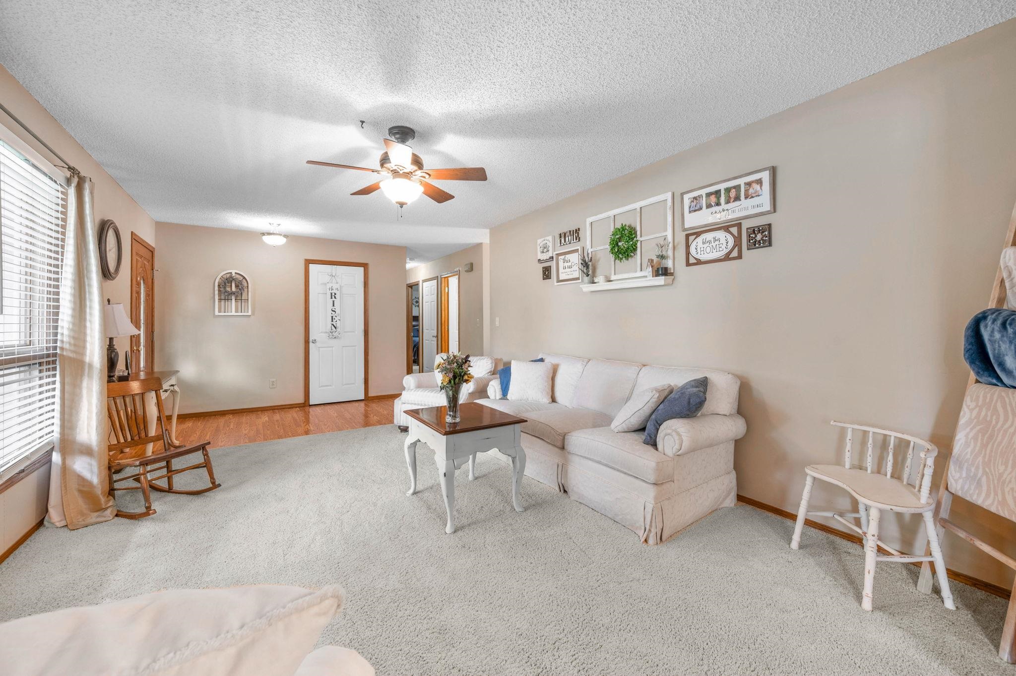 3222 Mourning Dove Ln, Newton, Kansas image 9