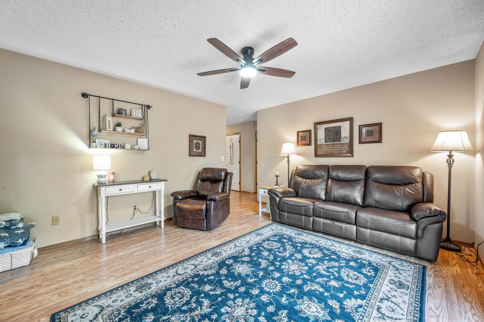 3222 Mourning Dove Ln, Newton, Kansas image 16