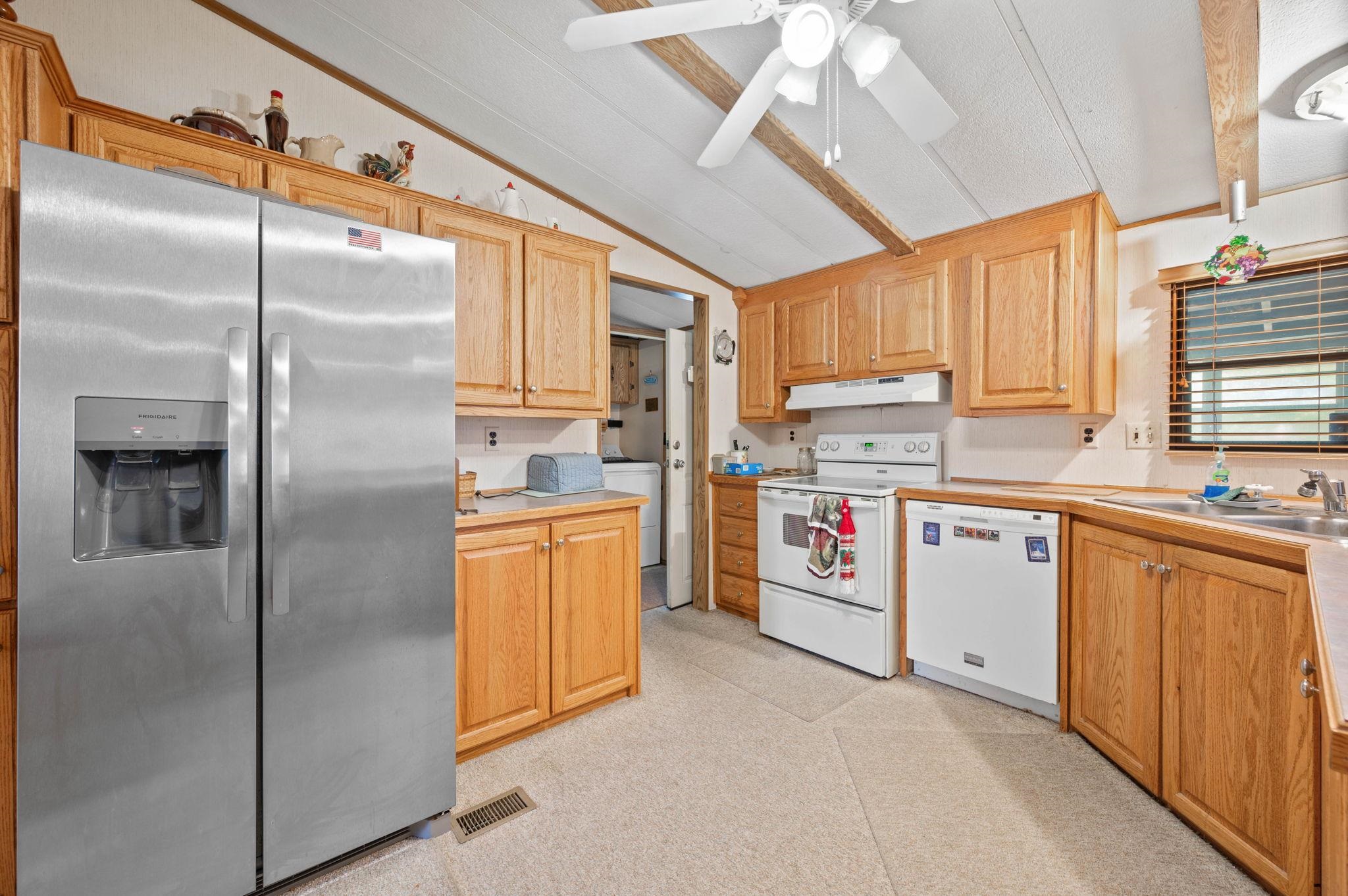 4866 S Bluff St, Wichita, Kansas image 12