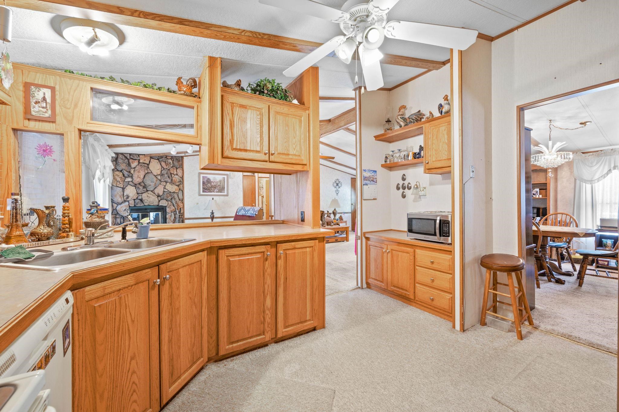 4866 S Bluff St, Wichita, Kansas image 15