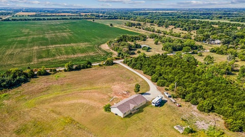 Homes For Sale - 13086 SW 230th St<br/> Douglass, KS 67039