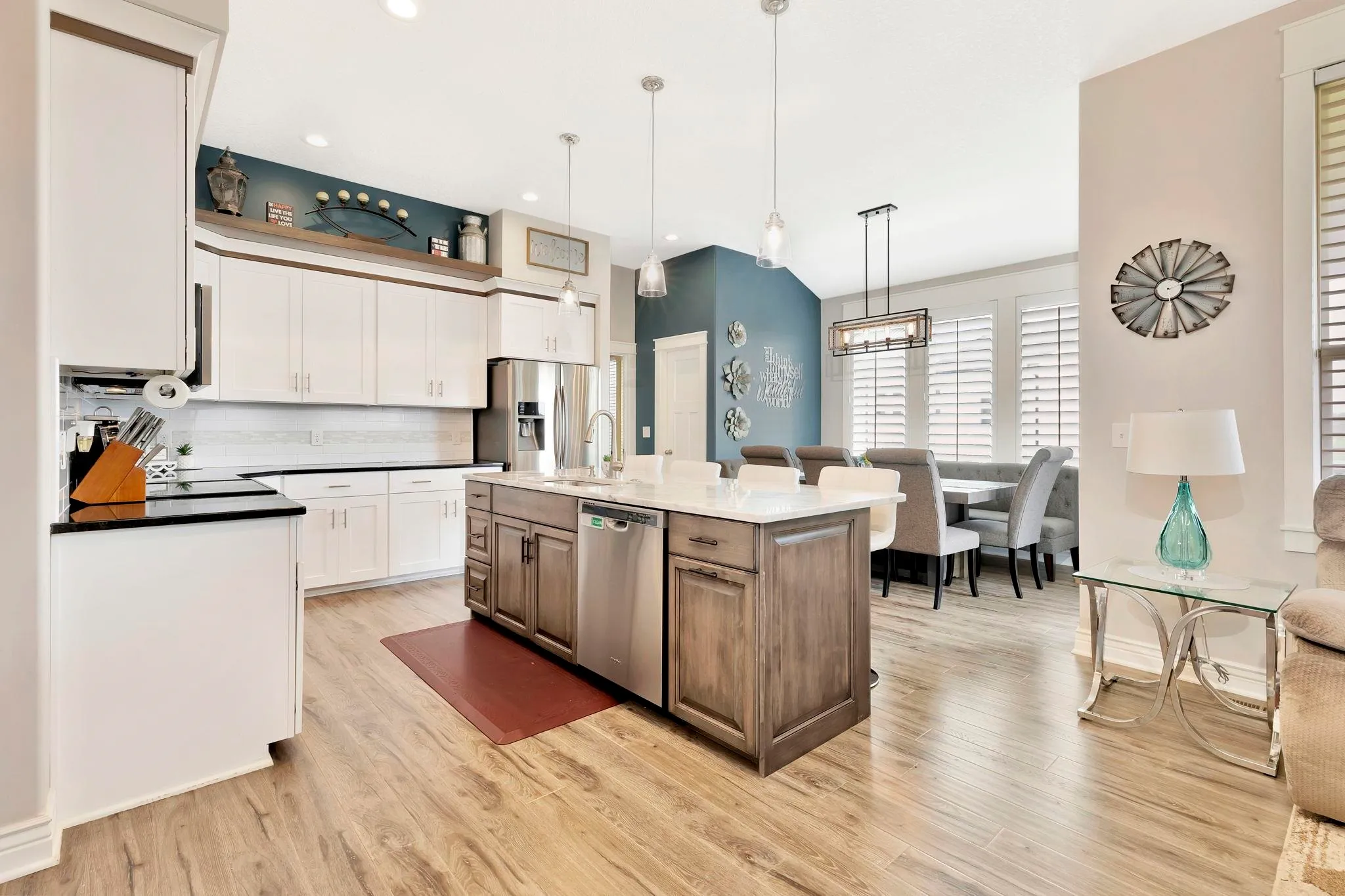 Park City, Kansas 67219, United States, 4 Bedrooms Bedrooms, ,3 BathroomsBathrooms,Residential,Active,179892