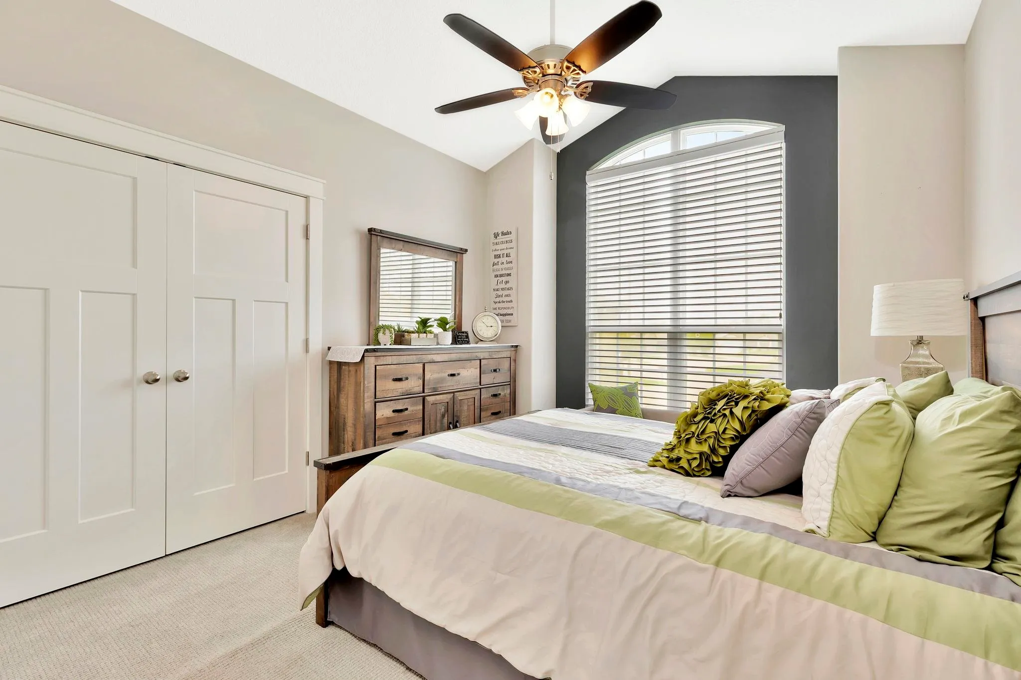 Park City, Kansas 67219, United States, 4 Bedrooms Bedrooms, ,3 BathroomsBathrooms,Residential,Active,179892