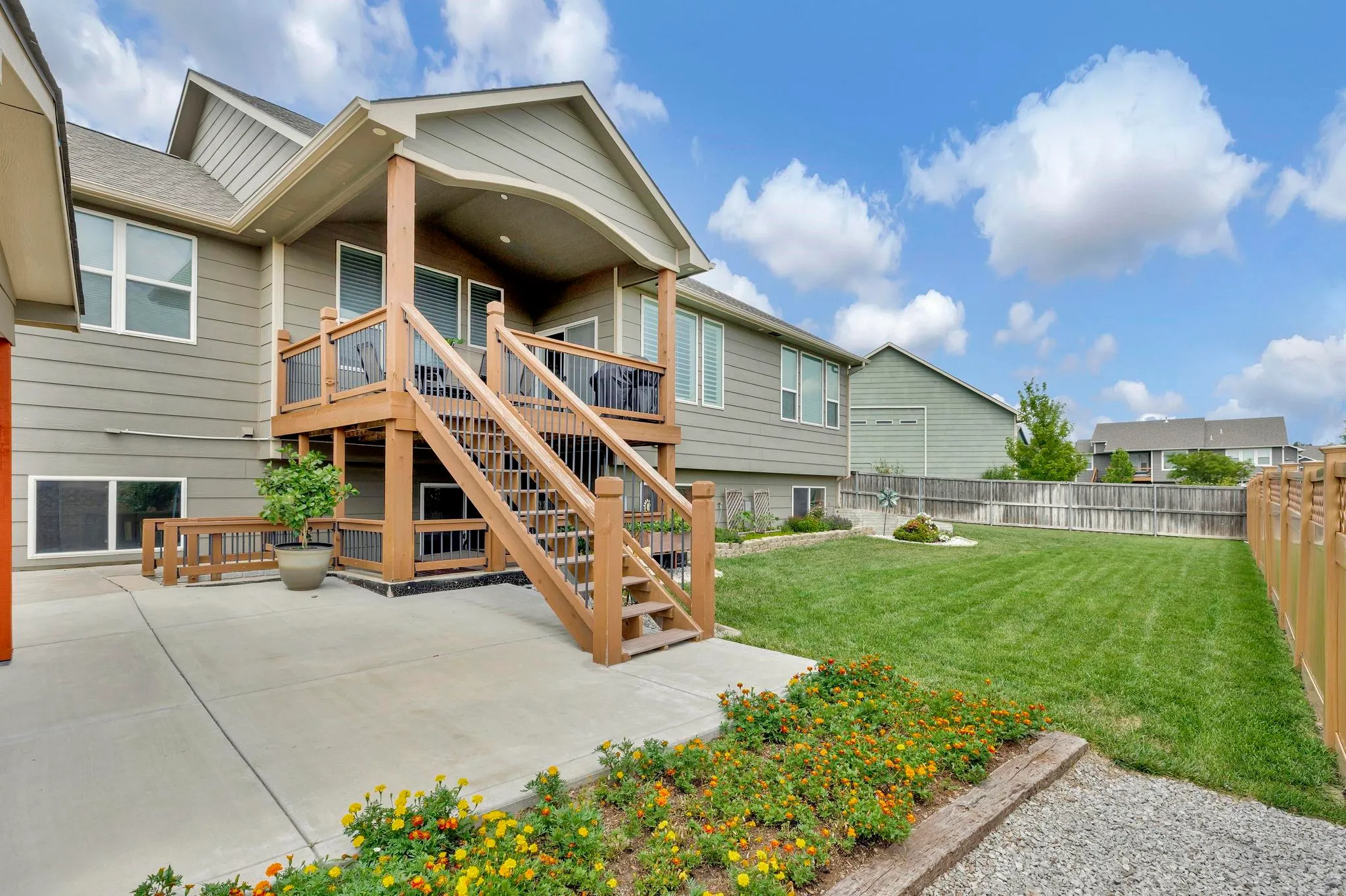 Park City, Kansas 67219, United States, 4 Bedrooms Bedrooms, ,3 BathroomsBathrooms,Residential,Active,179892