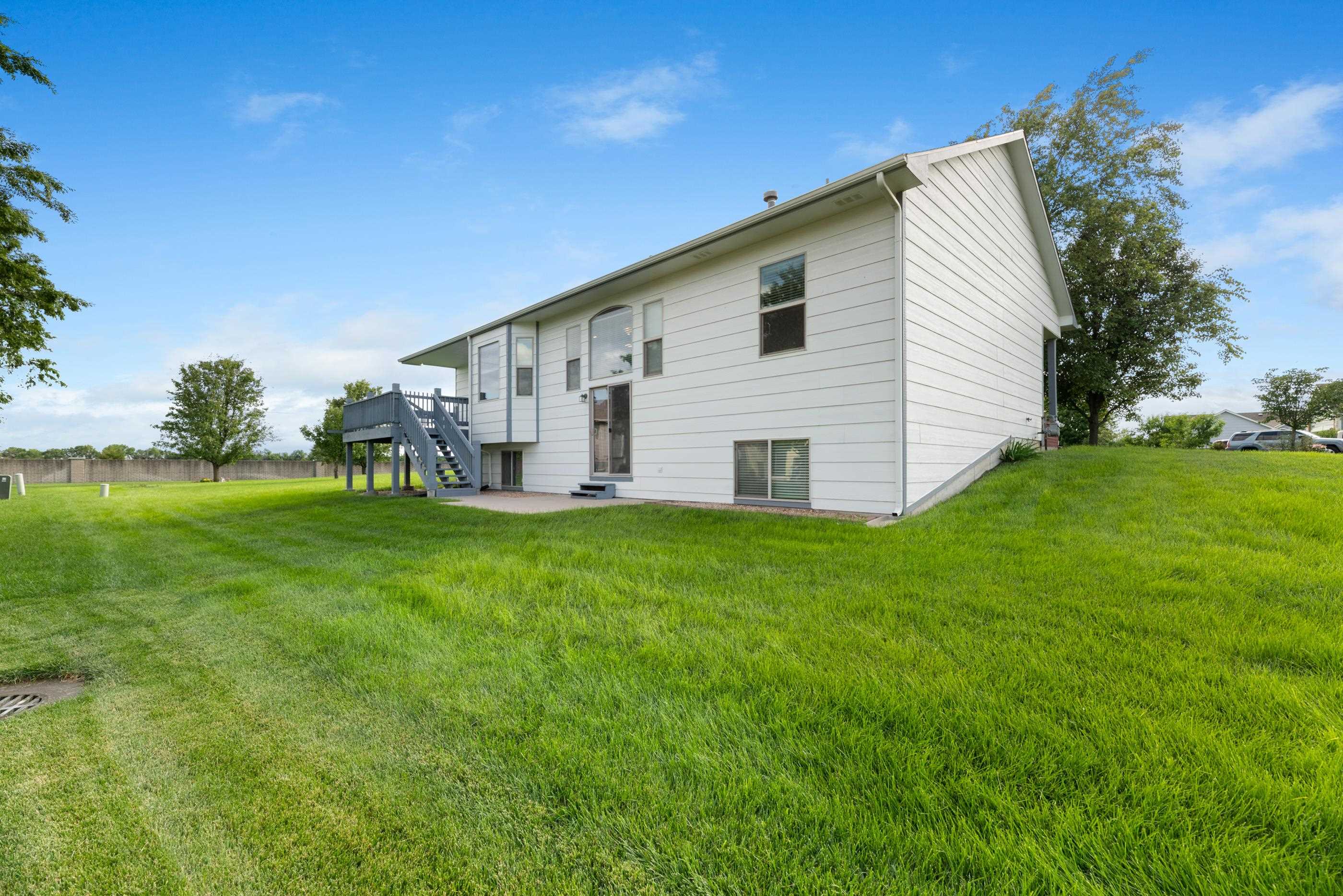 10213 E Stafford Ct, Wichita, Kansas image 33