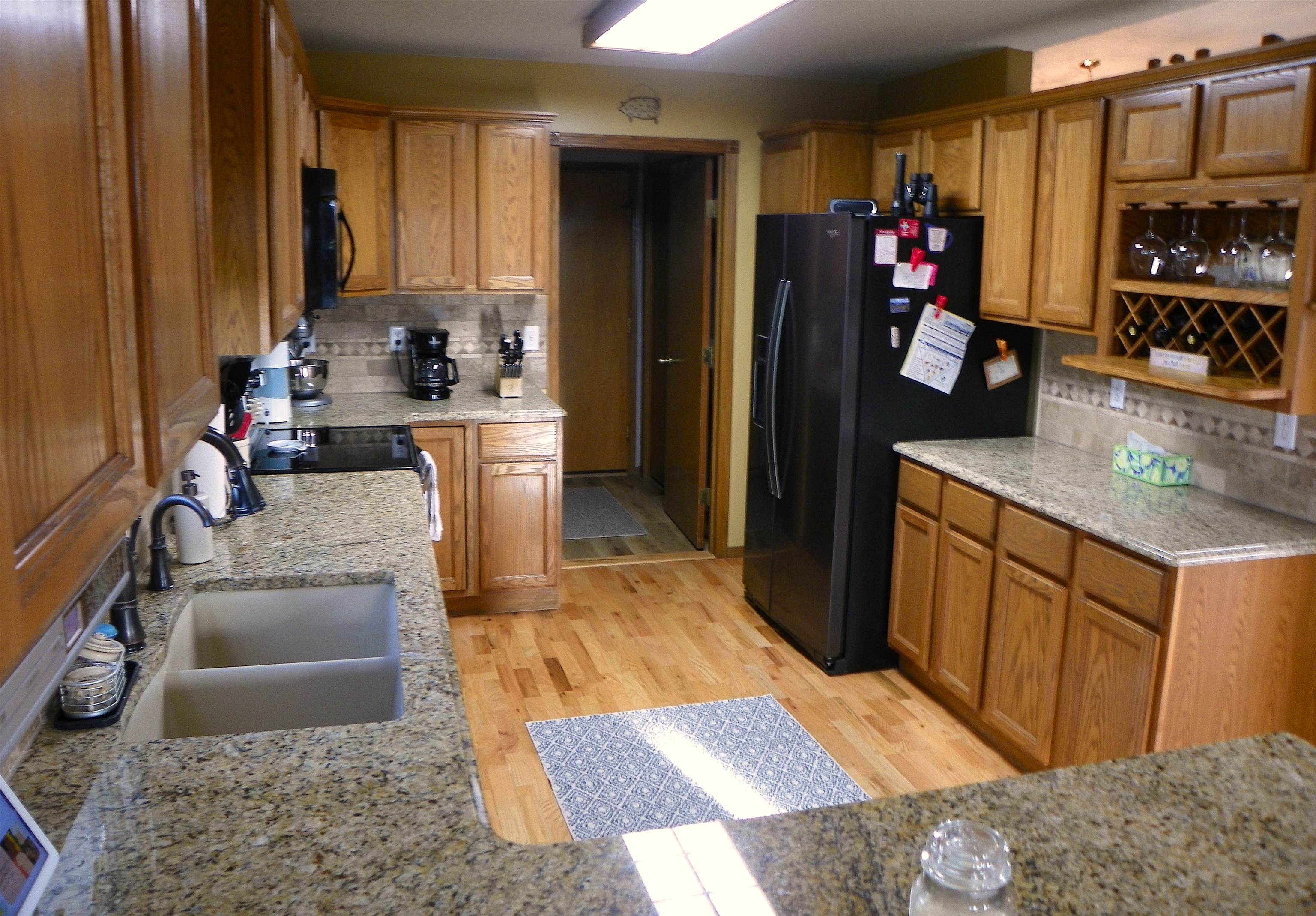 9111 N Osage St, Valley Center, Kansas image 19