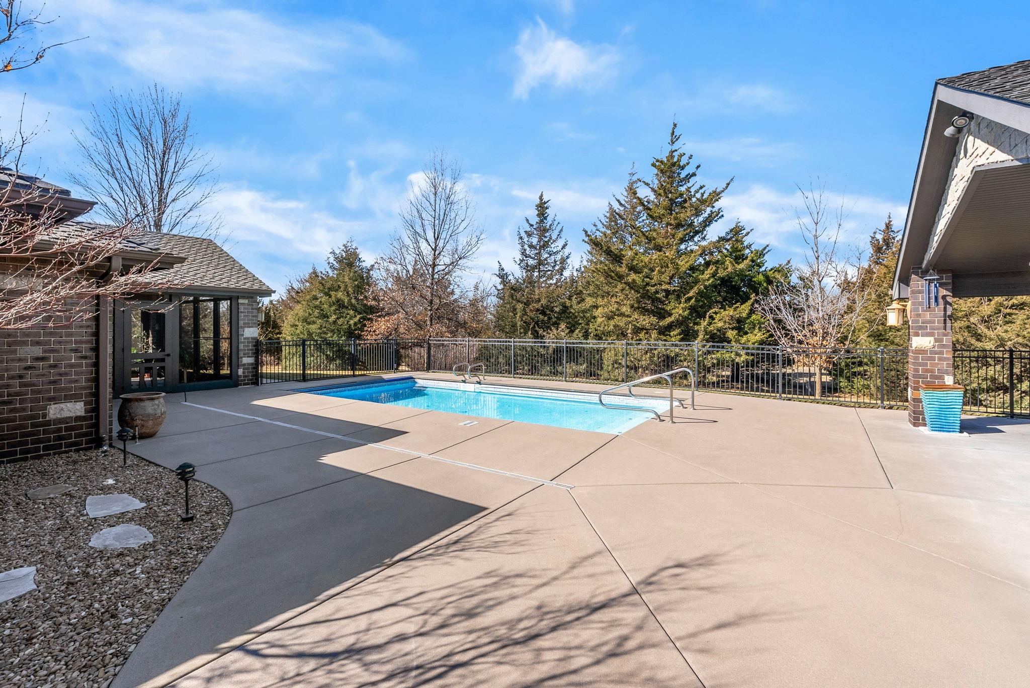2601 Hawthorne Ln, Hutchinson, Kansas image 33