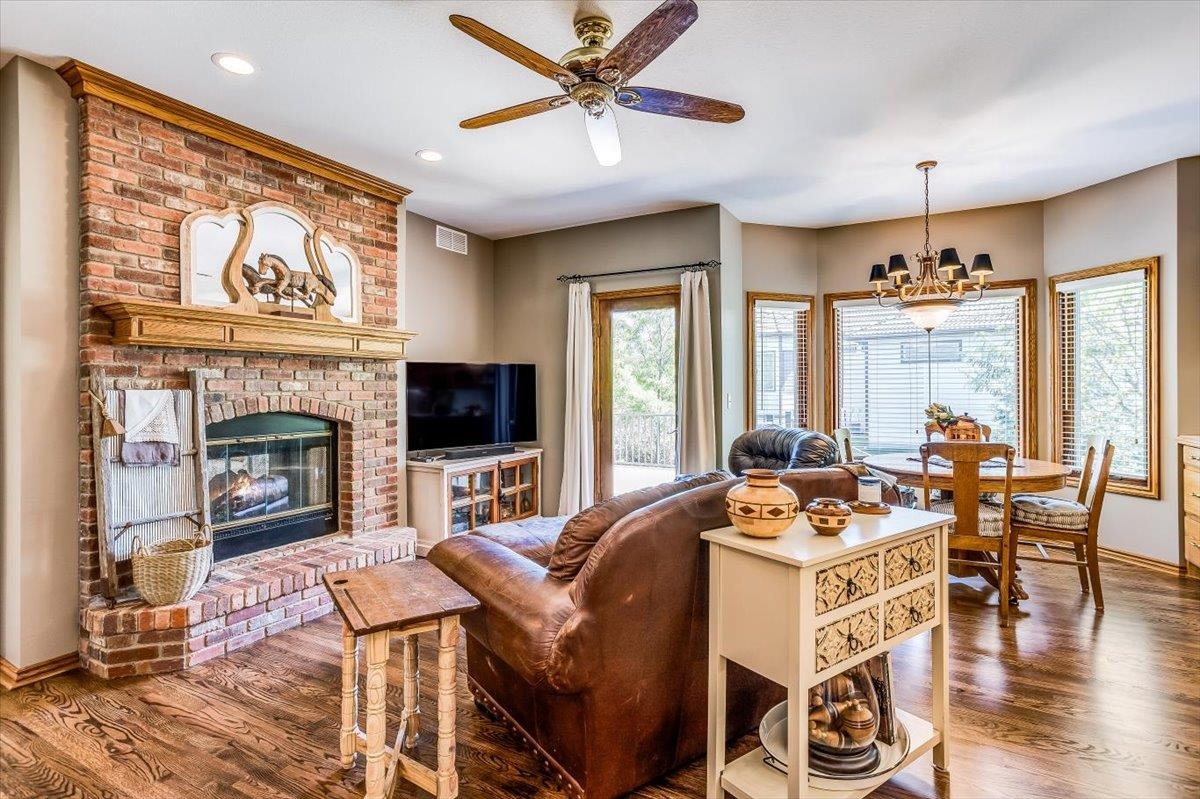 Derby, Kansas 67037, United States, 4 Bedrooms Bedrooms, ,4 BathroomsBathrooms,Residential,Pending,59174