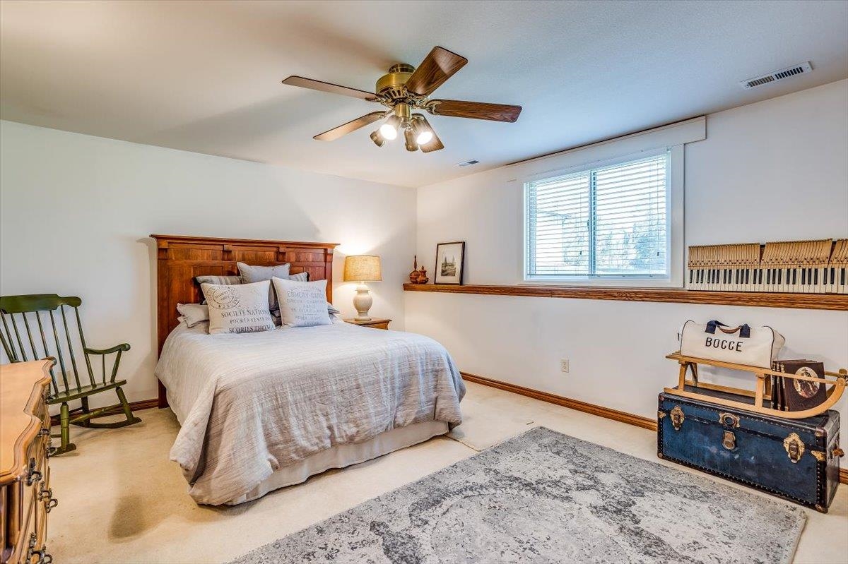 Derby, Kansas 67037, United States, 4 Bedrooms Bedrooms, ,4 BathroomsBathrooms,Residential,Pending,59174