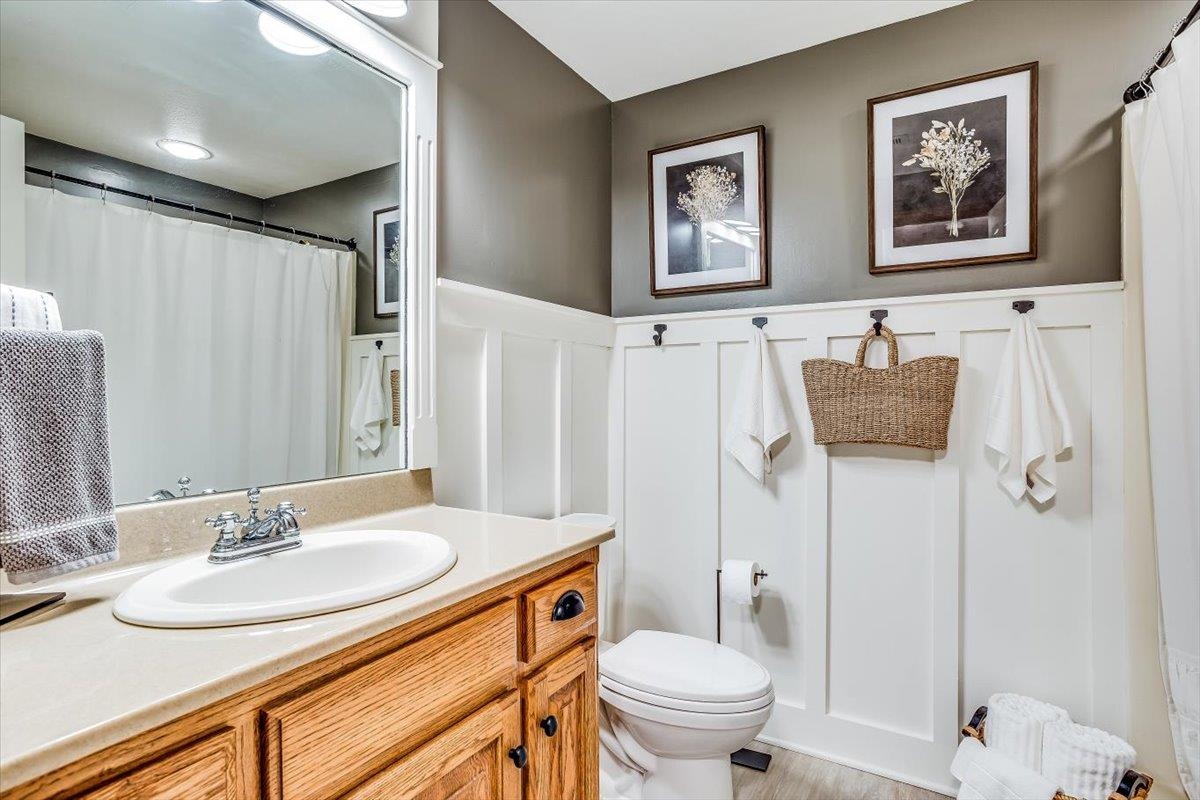 Derby, Kansas 67037, United States, 4 Bedrooms Bedrooms, ,4 BathroomsBathrooms,Residential,Pending,59174