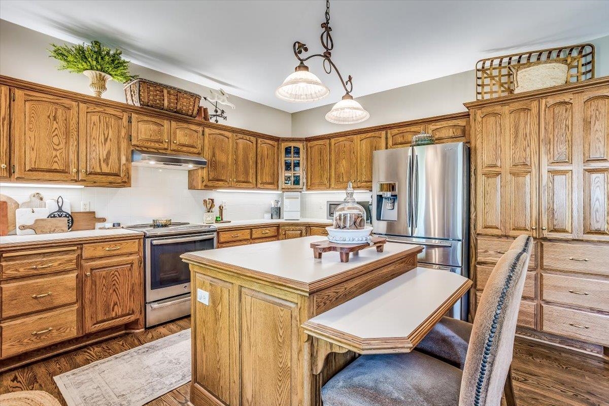 Derby, Kansas 67037, United States, 4 Bedrooms Bedrooms, ,4 BathroomsBathrooms,Residential,Pending,59174