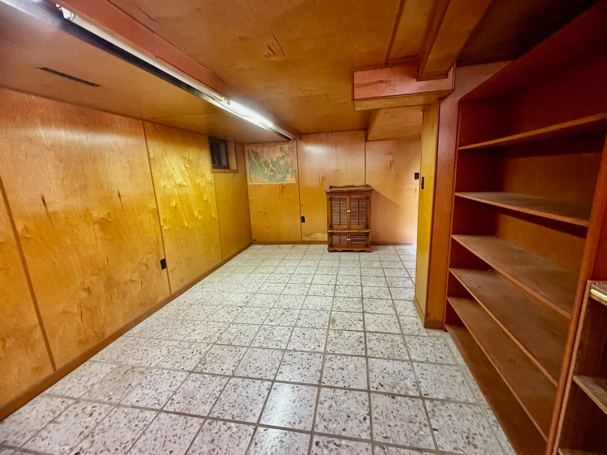 Wellington, Kansas 67152, United States, 3 Bedrooms Bedrooms, ,2 BathroomsBathrooms,Residential,Active,246640