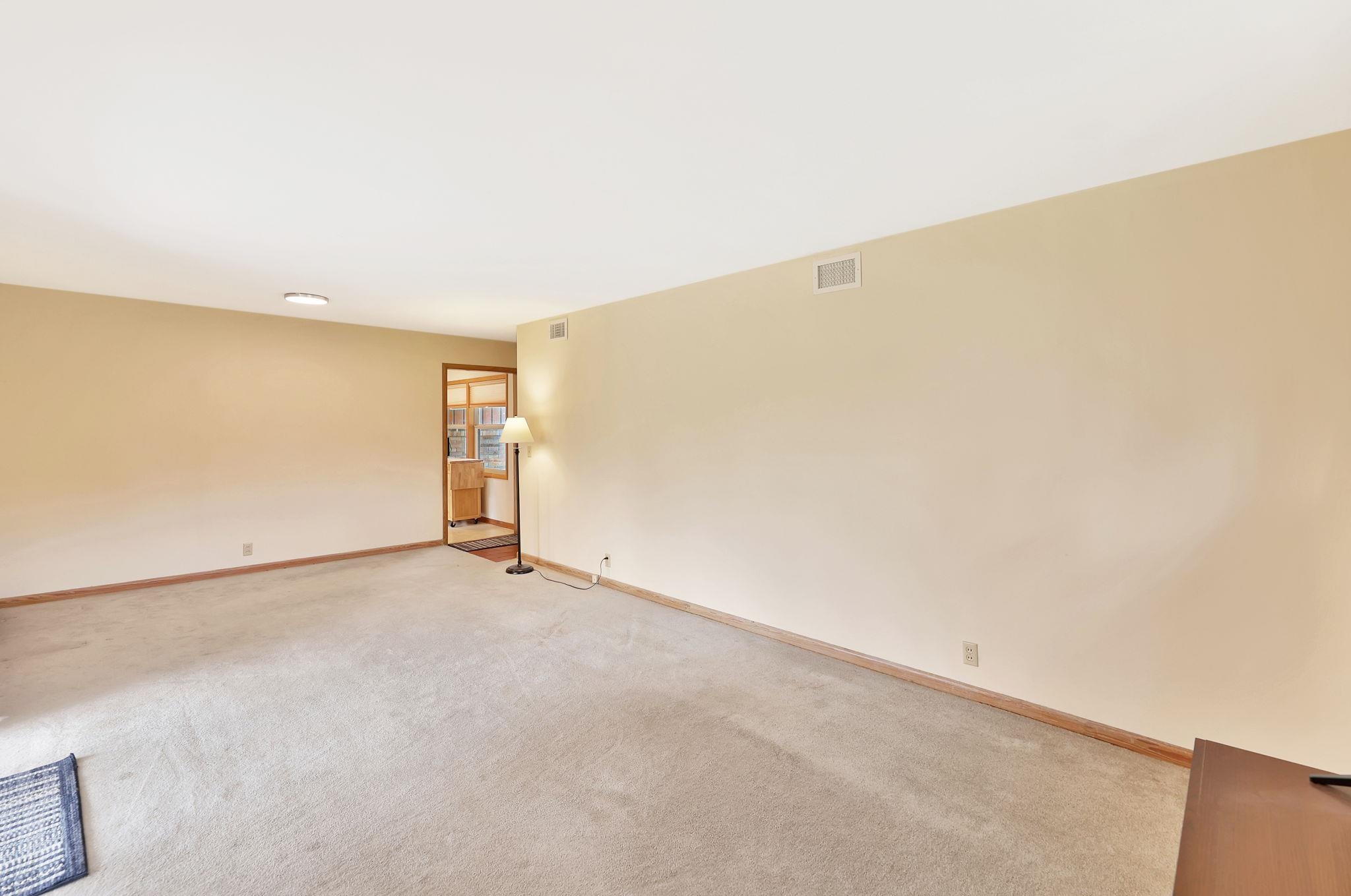 9935 W Binter St, Wichita, Kansas image 10