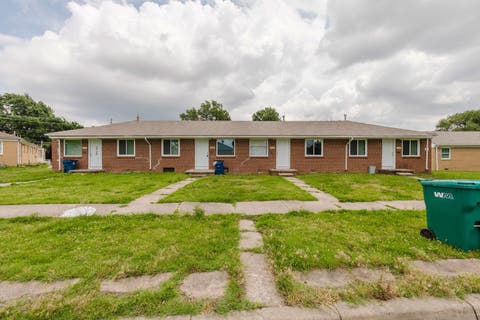 Multifamily For Sale - 604-610 S Hunter St<br/> Wichita, KS 67207