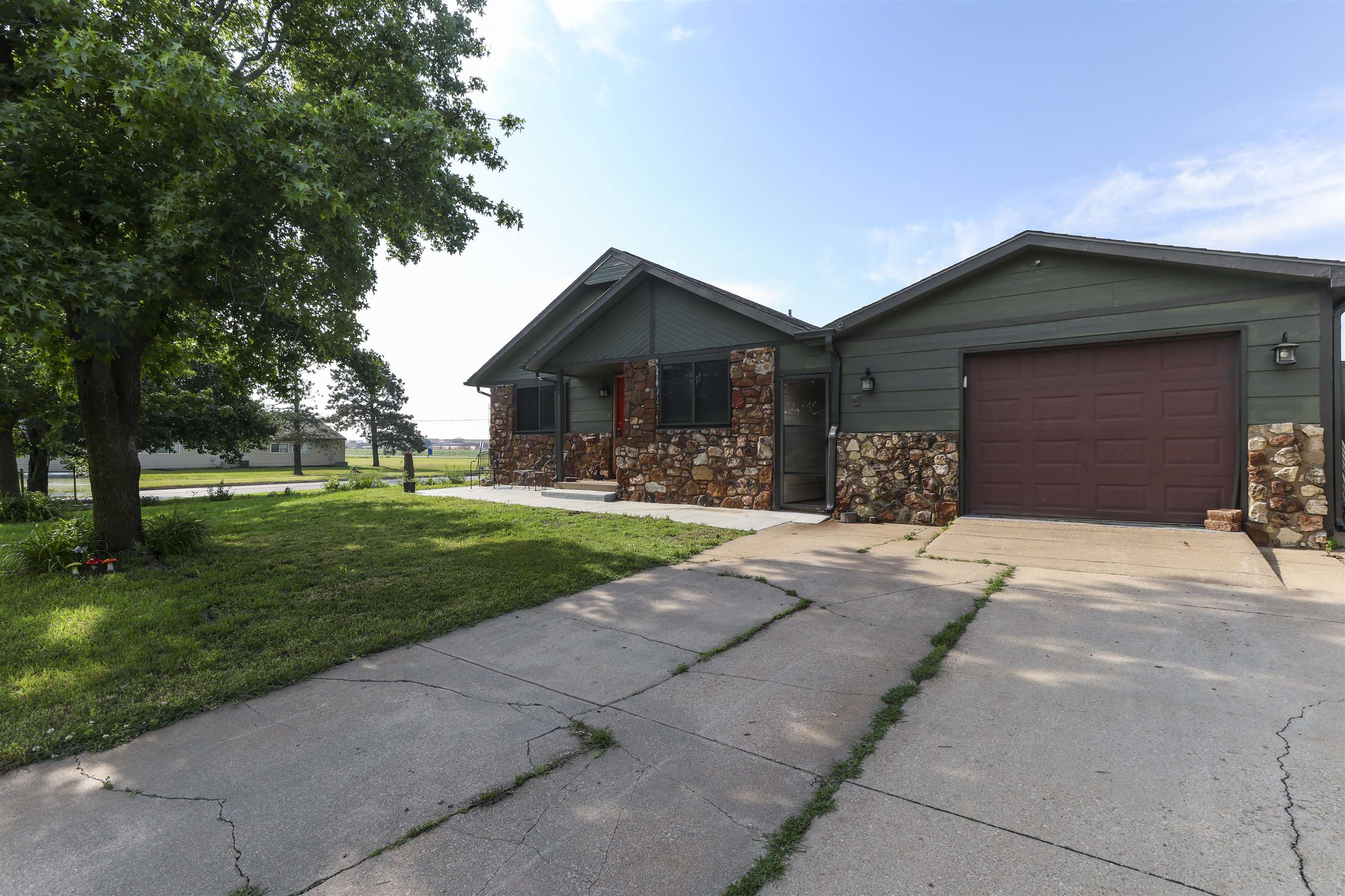 101 Stewart Dr, Goddard, Kansas image 3