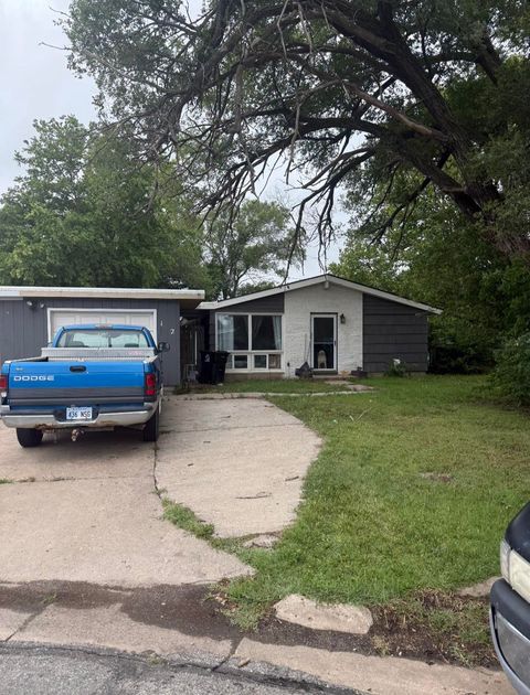Multifamily For Sale - 1412 Fairway Ave<br/> Saline County, Salina, KS 67401
