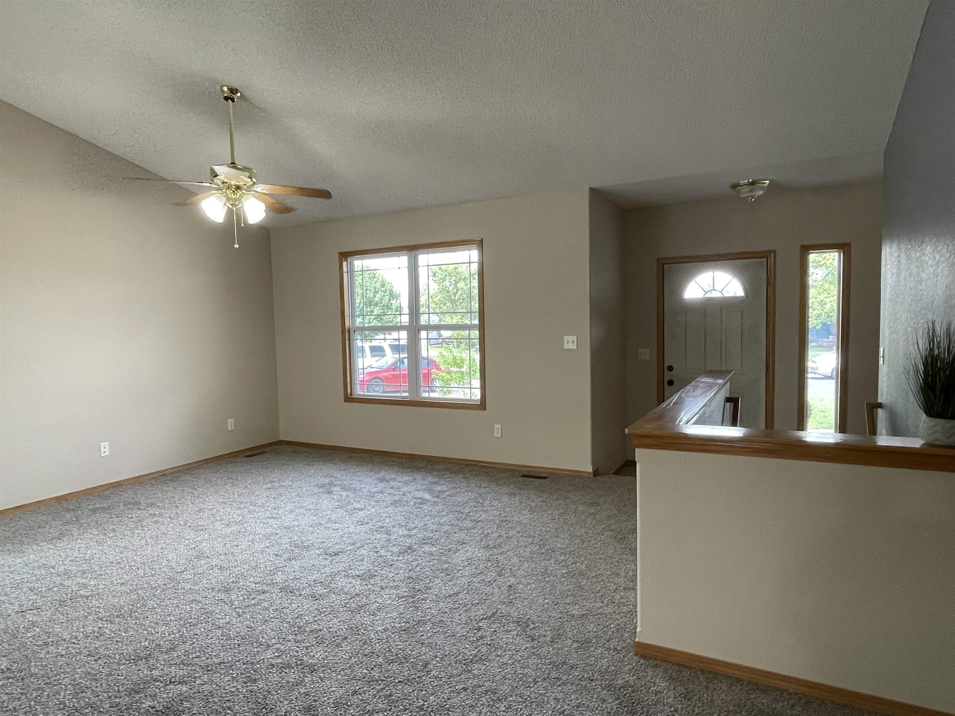 817 E Hedgewood St, Andover, Kansas image 9