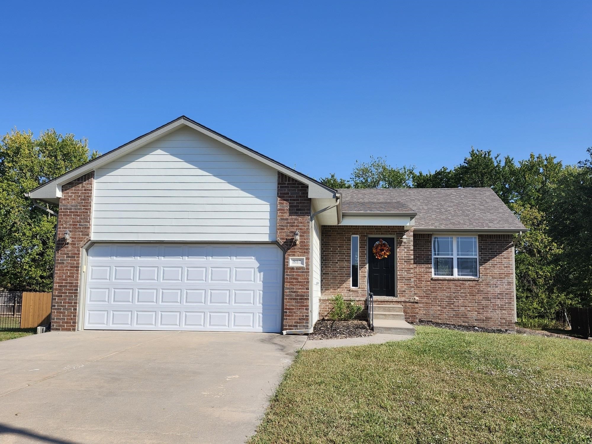 817 E Hedgewood St, Andover, Kansas image 3