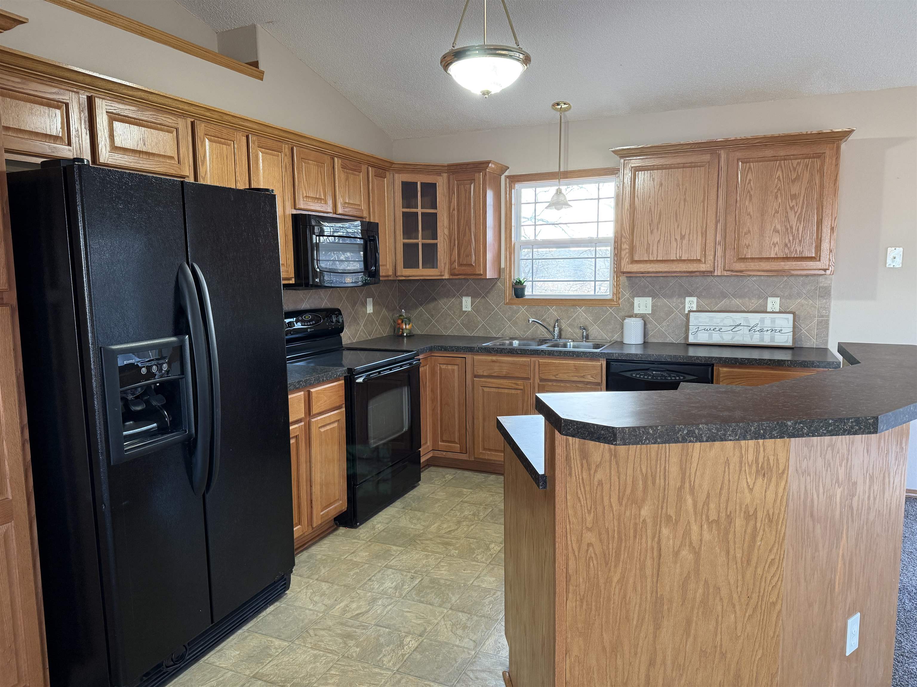 817 E Hedgewood St, Andover, Kansas image 4
