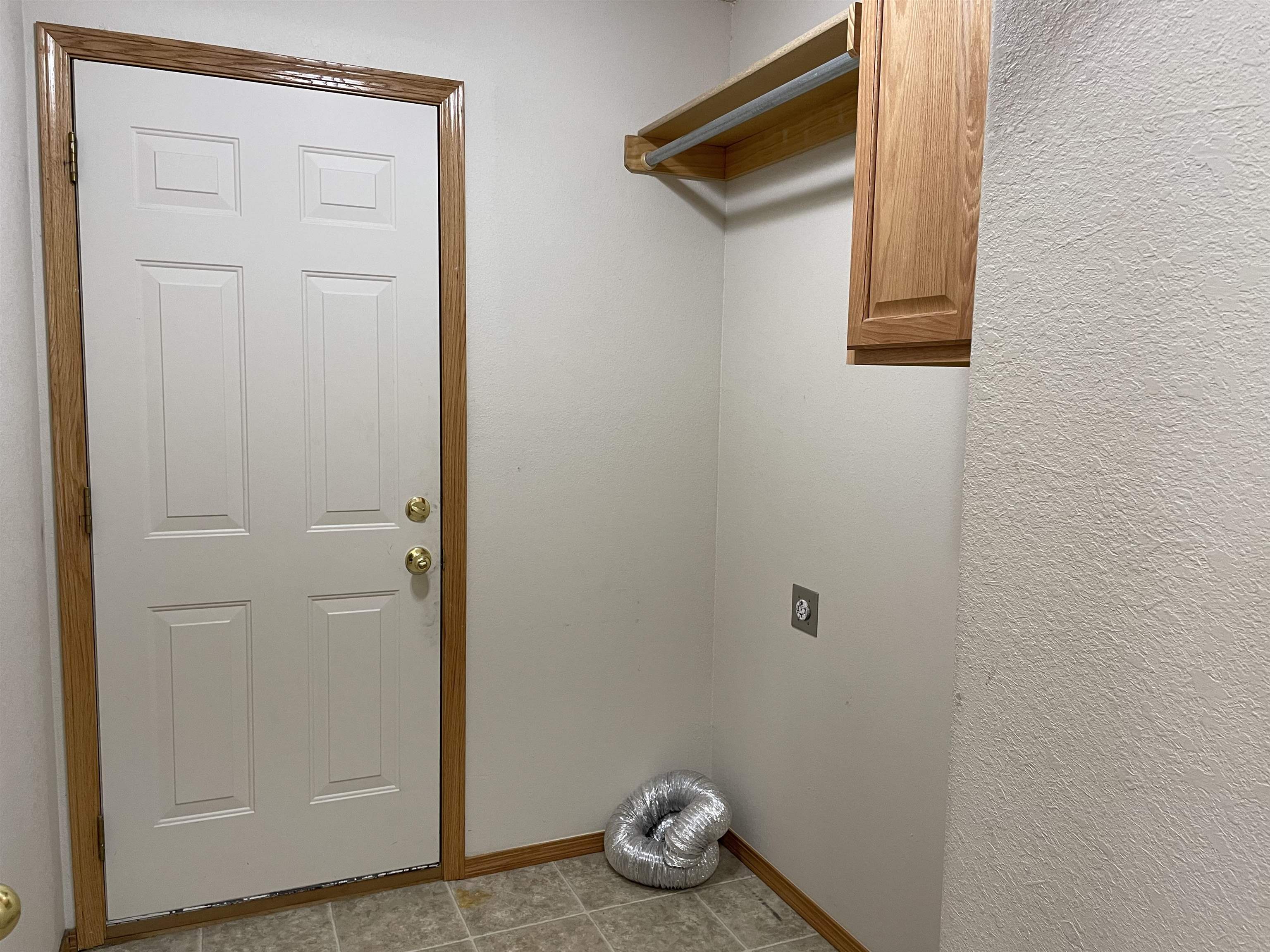 817 E Hedgewood St, Andover, Kansas image 18