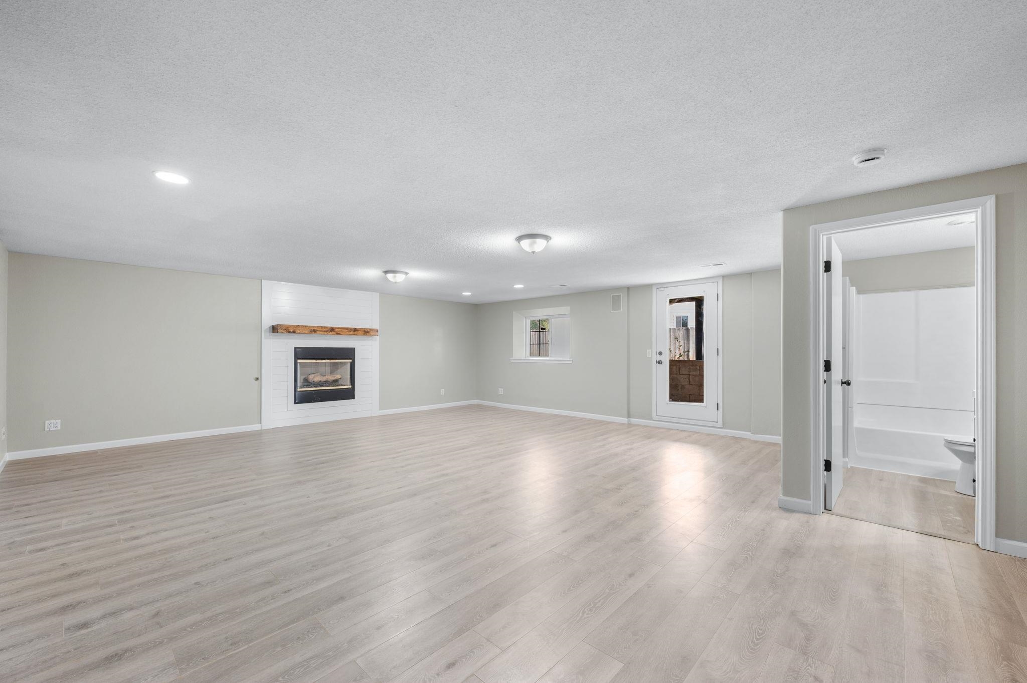 2618 N Keith Ct, Wichita, Kansas image 20
