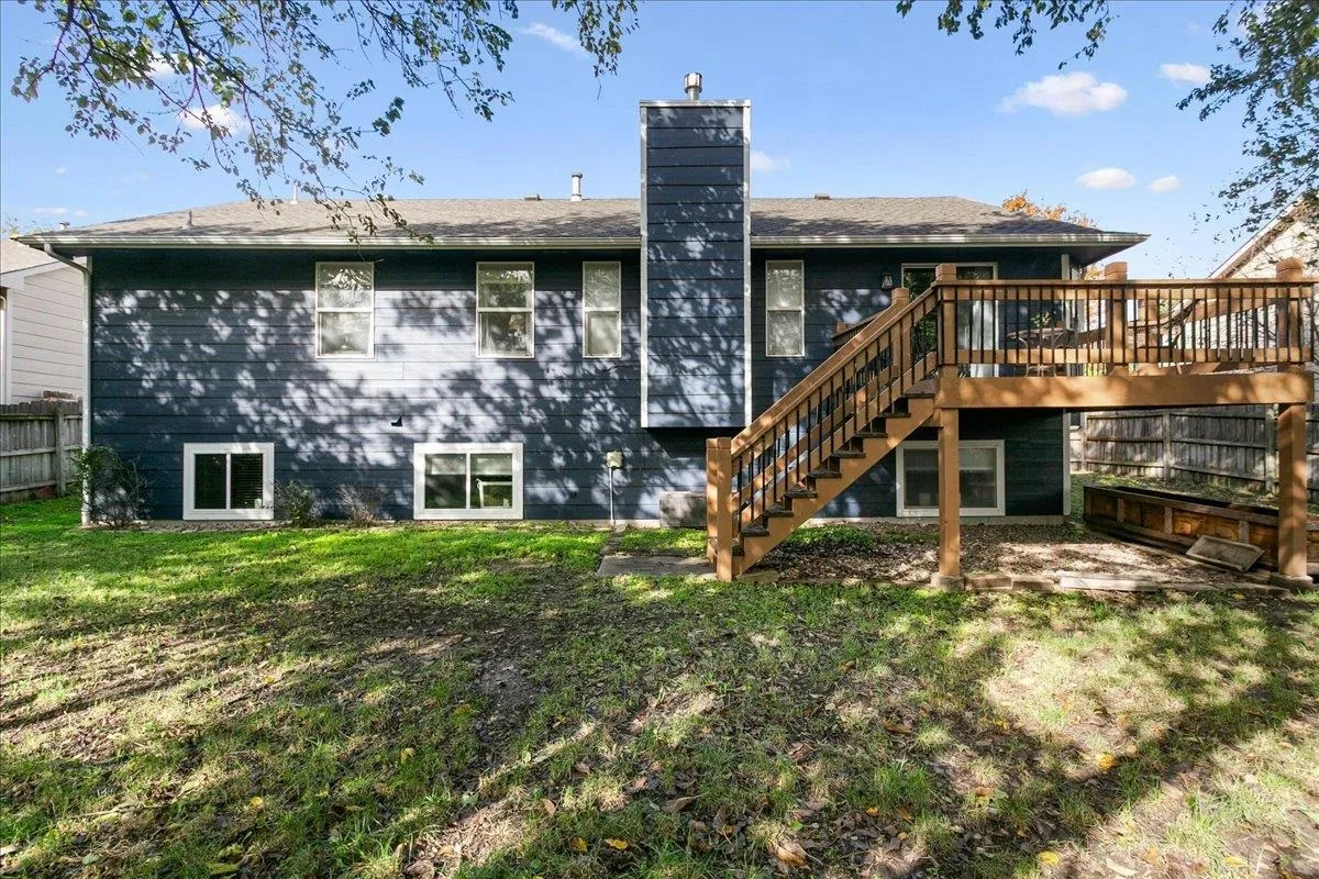 Andover, Kansas 67002, United States, 4 Bedrooms Bedrooms, ,3 BathroomsBathrooms,Residential,Active,239014