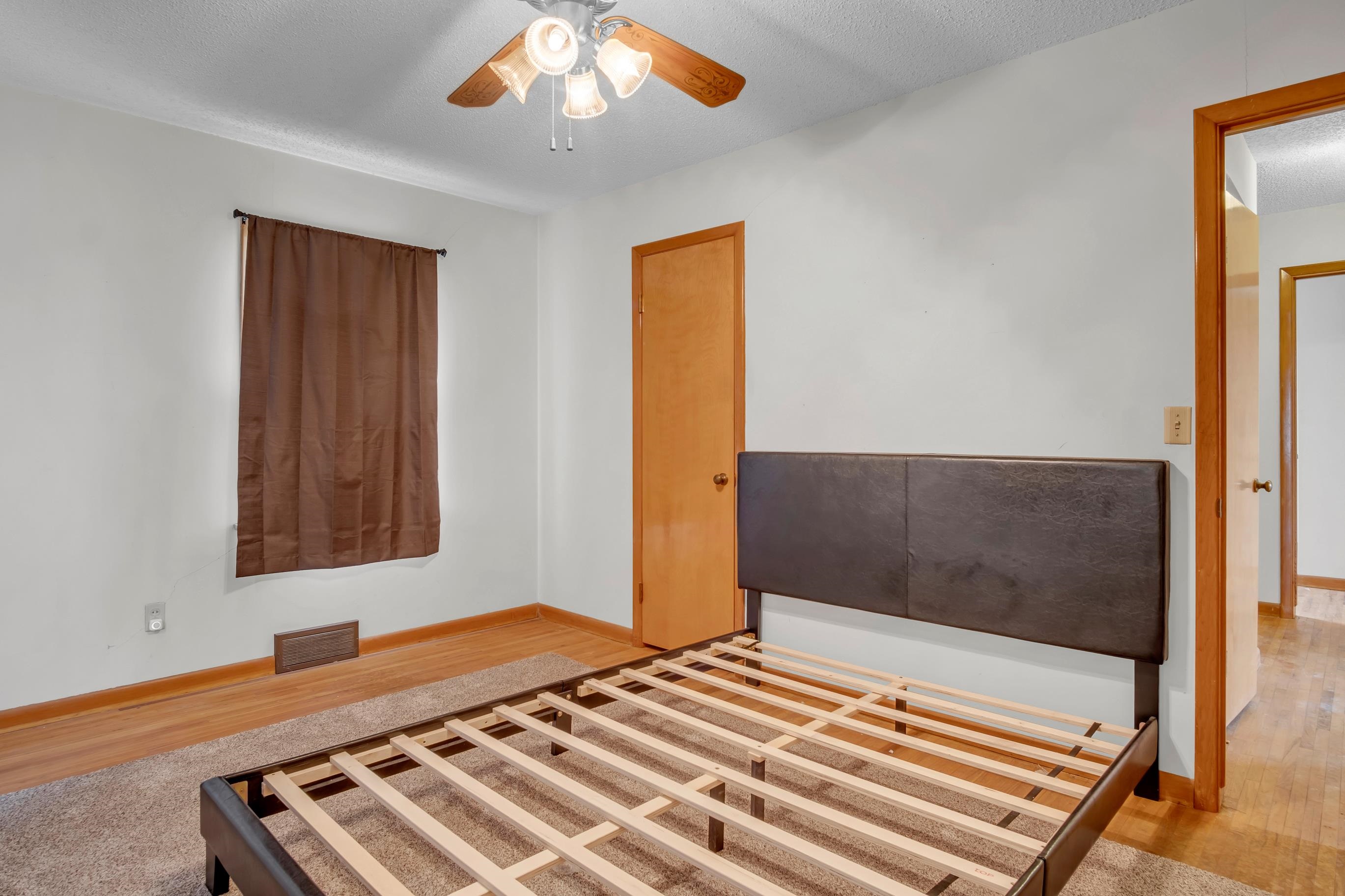 409 N Ash St, Hillsboro, Kansas image 15