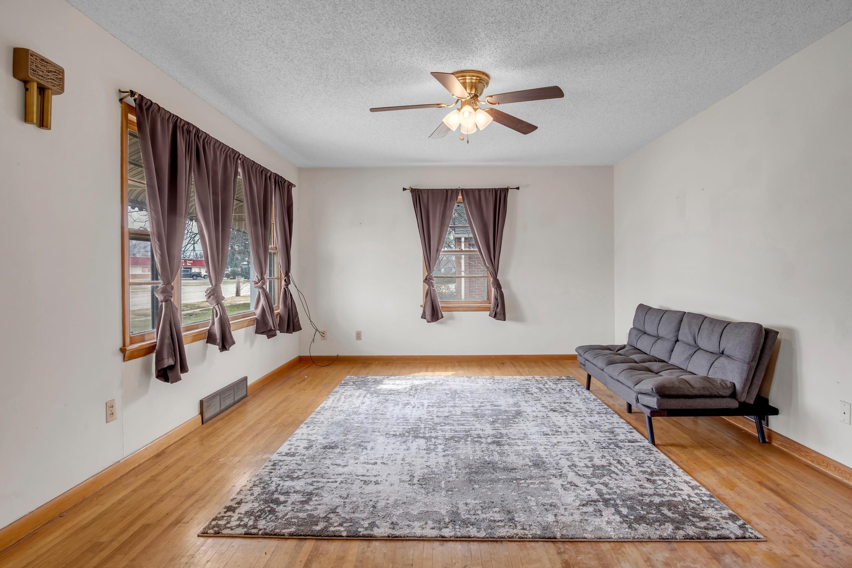 409 N Ash St, Hillsboro, Kansas image 7