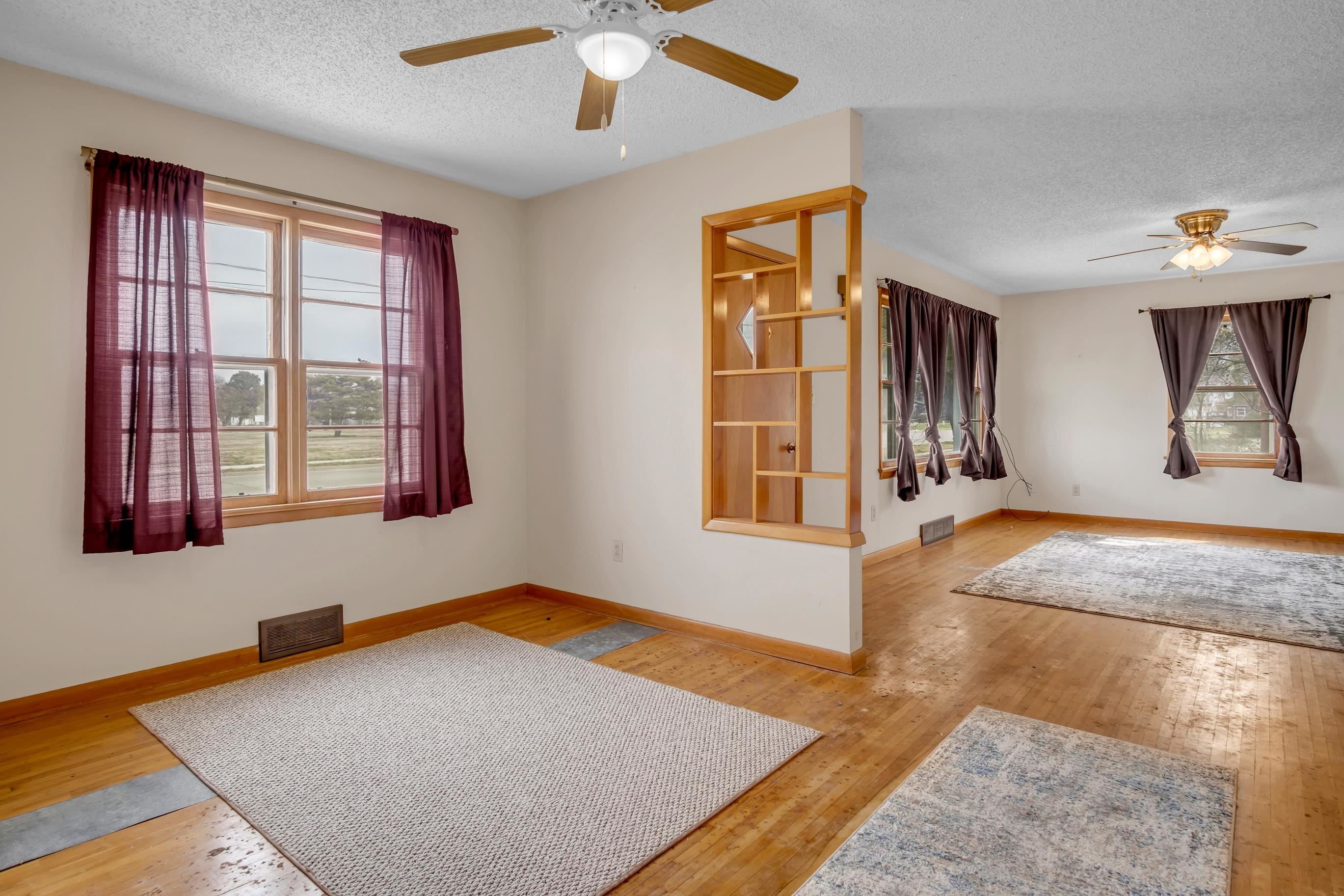 409 N Ash St, Hillsboro, Kansas image 9