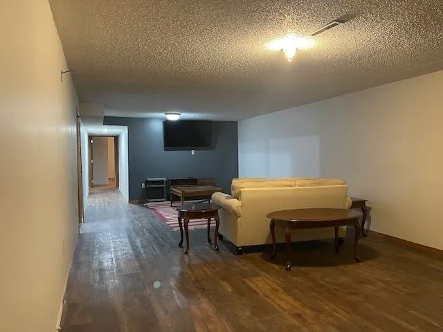 Wichita, Kansas 67209, United States, 3 Bedrooms Bedrooms, ,3 BathroomsBathrooms,Residential,Active,97504