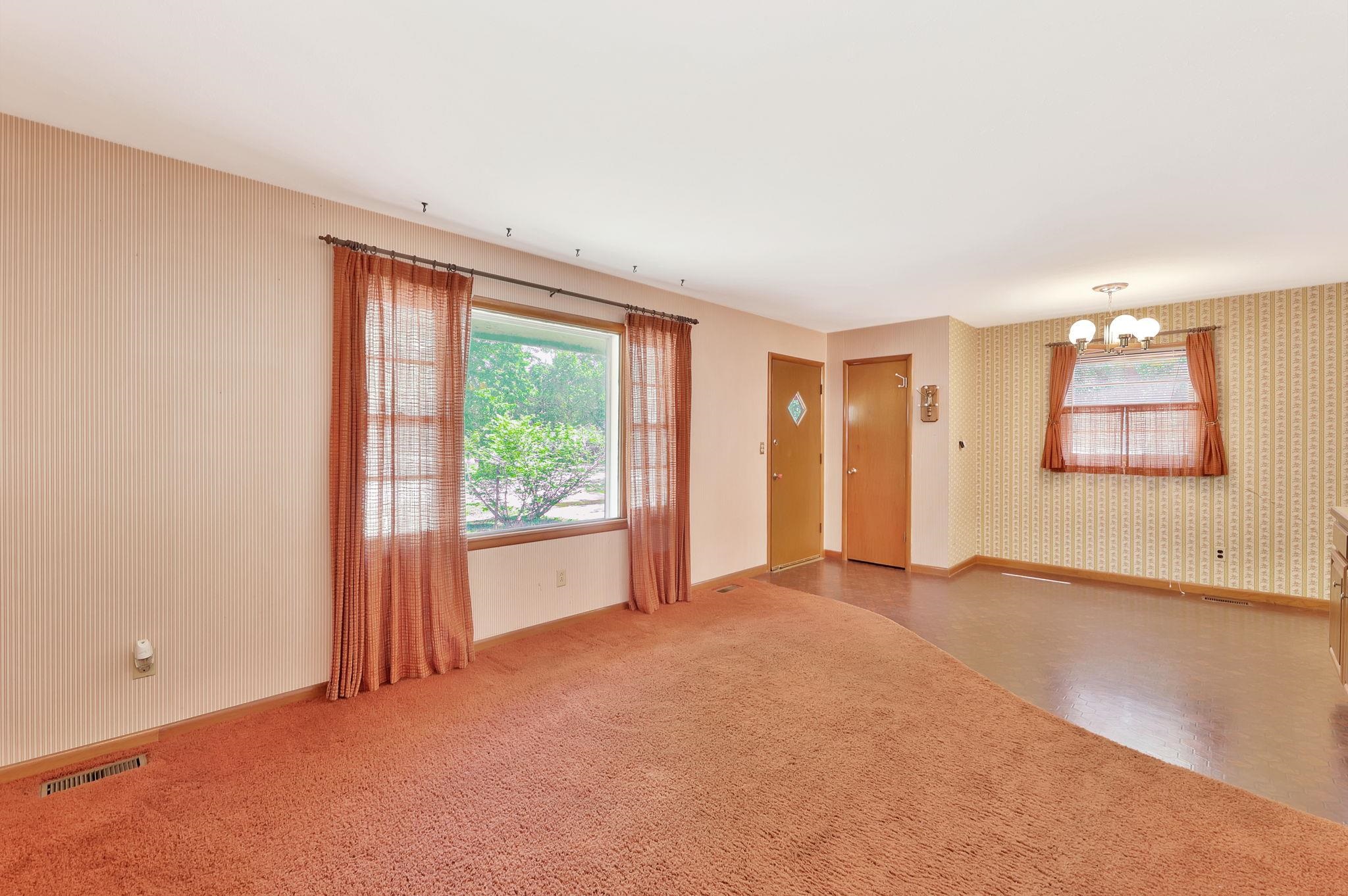 5848 N Palm Ln, Wichita, Kansas image 5