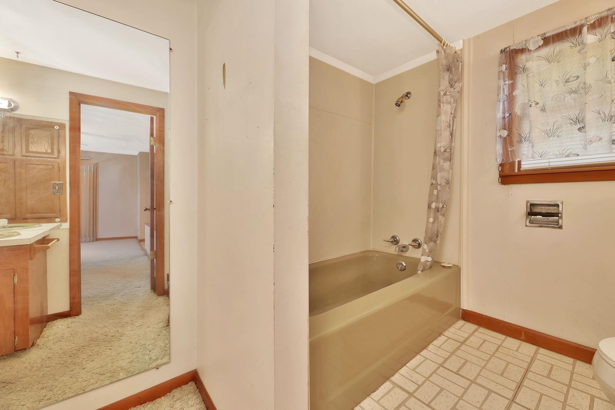 5848 N Palm Ln, Wichita, Kansas image 23
