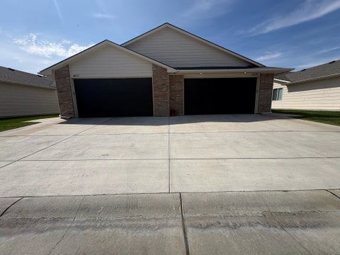 Multifamily For Sale - 6837-6839 W Kollmeyer St<br/> Sedgwick County, Wichita, KS 67205