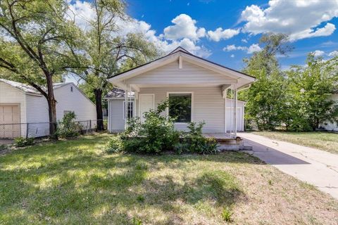 Homes For Sale - 1821 S Grove St<br/> Sedgwick County, Wichita, KS 67211