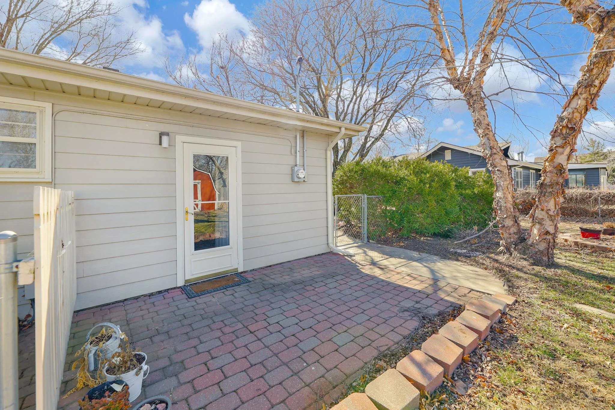 Wichita, Kansas 67217, United States, 3 Bedrooms Bedrooms, ,1 BathroomBathrooms,Residential,Pending,83528