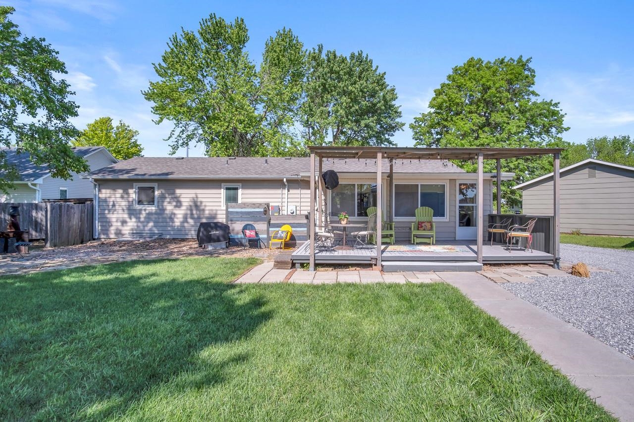 516 Meadowbrook Ct, Newton, Kansas image 35