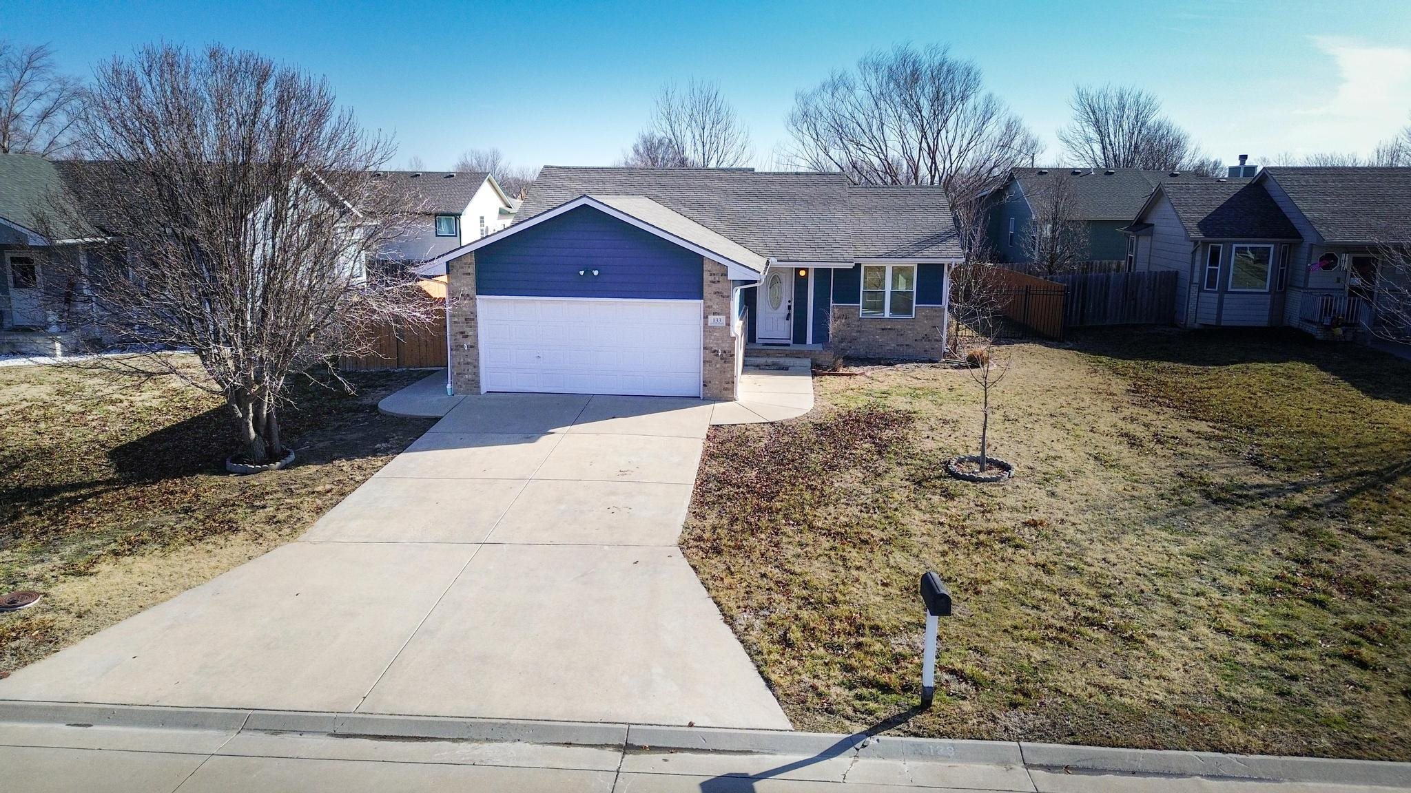 133 Sheffield Ct, Newton, Kansas image 1